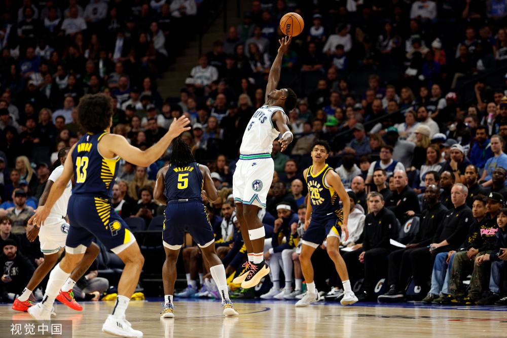 长达一年的 长达一年的